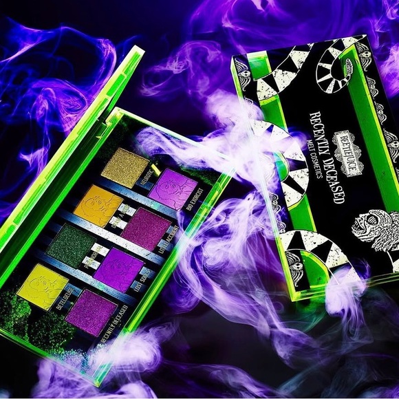 DISCONTINUED* Melt Cosmetics x Beetlejuice - Recently Deceased Palette - Picture 4 of 5
